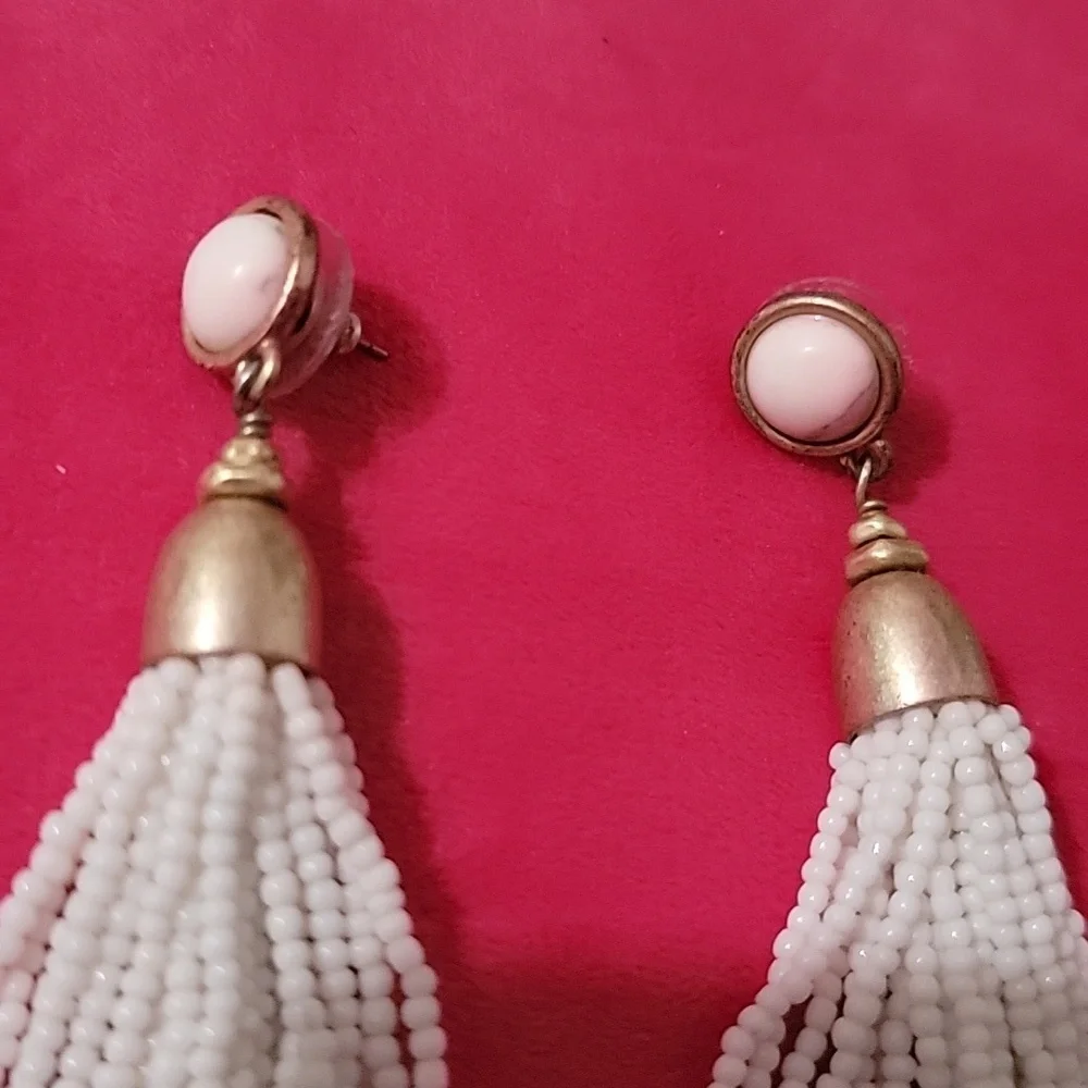 Stella & Dot beaded statement earrings - Picture 2 of 2